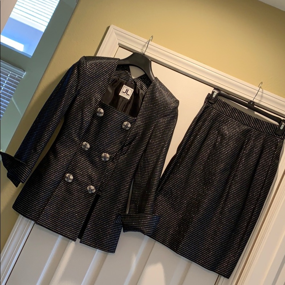 Julie & Leonard “JL” elegant dress up suit skirt!